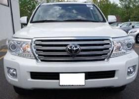 LAND CRUISER 2013 AFFORDABLE, GOOD CONDITION