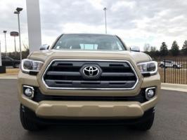 sale- Toyota Tacoma pick up
