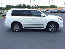 FOR SALE: Neatly Used 2014 Lexus LX 570