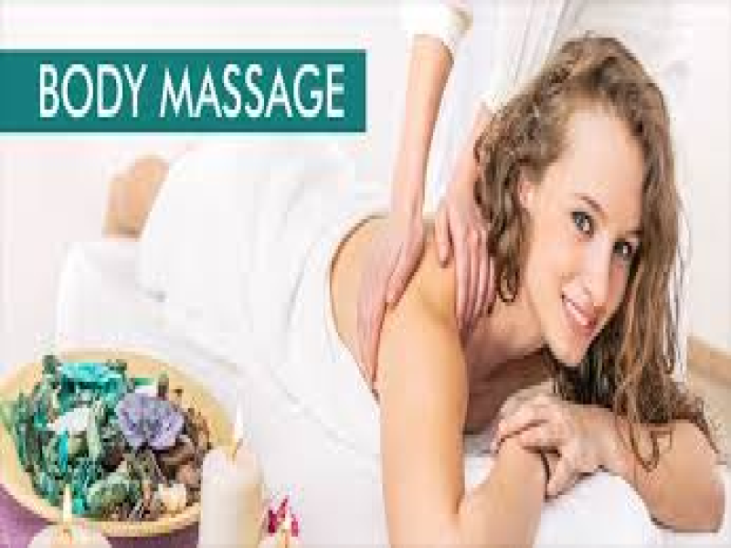 Couples get massage from man therapist,,0554175196